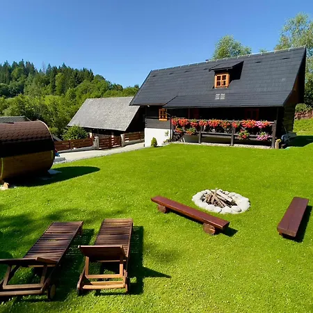 Traditional Deer With Sauna - Srnacie Alpstuga Dolny Kubin