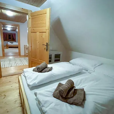 Traditional Deer With Sauna - Srňacie