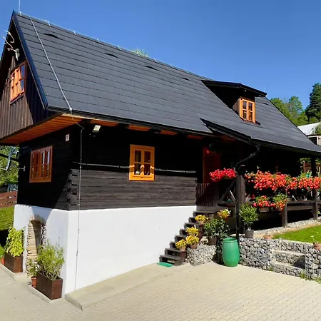 Traditional Deer With Sauna - Srnacie Chalet Dolny Kubin