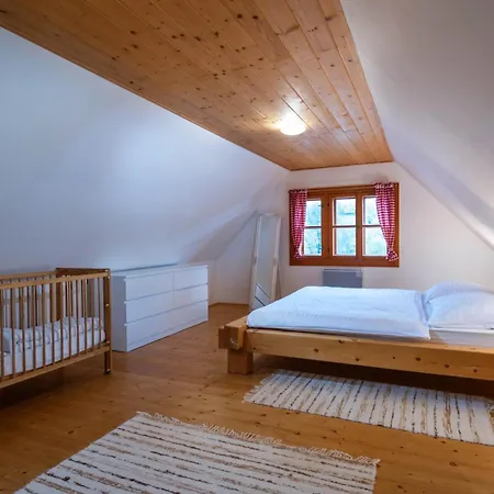 Traditional Deer With Sauna - Srnacie