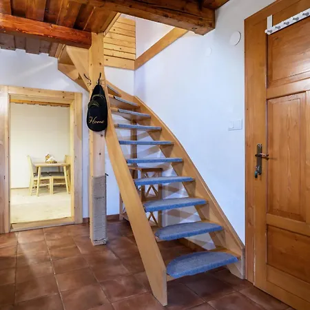 Chalet Traditional Deer With Sauna - Srňacie Dolny Kubin