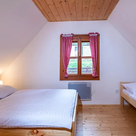 Chalet Traditional Deer With Sauna - Srňacie Dolny Kubin