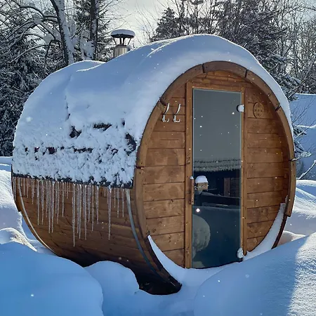 Traditional Deer With Sauna Chalet Dolny Kubin