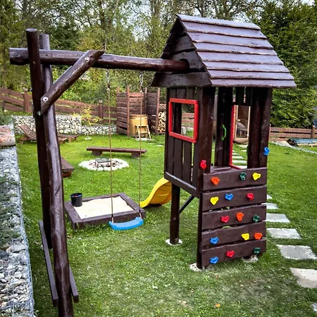 Traditional Deer With Sauna - Srnacie 샬레 *