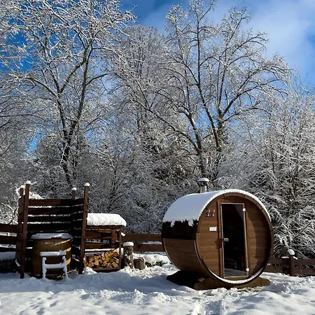 Traditional Deer With Sauna - Srnacie Chalet Dolny Kubin