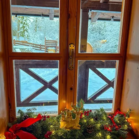 Chalet Traditional Deer With Sauna - Srnacie