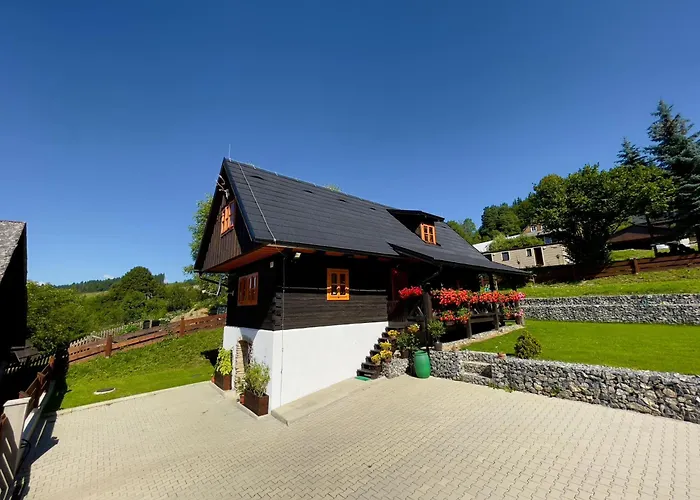 Traditional Deer With Sauna - Srnacie * Дольни-Кубин