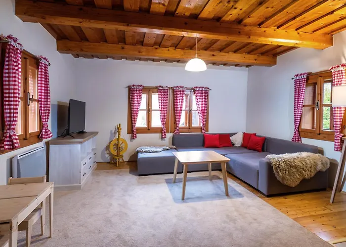 Traditional Deer With Sauna - Srnacie Шале Дольни-Кубин