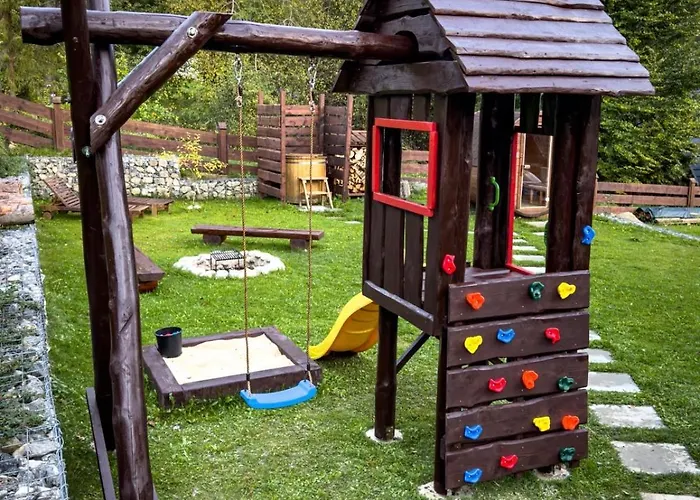 Traditional Deer With Sauna - Srnacie Шале *